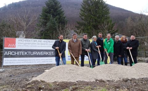 Spatenstich Sportplatz Oed